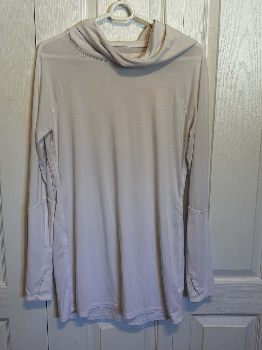 Athleta Long Sleeve Cowl Neck Hoodie Size M White Thumbholes